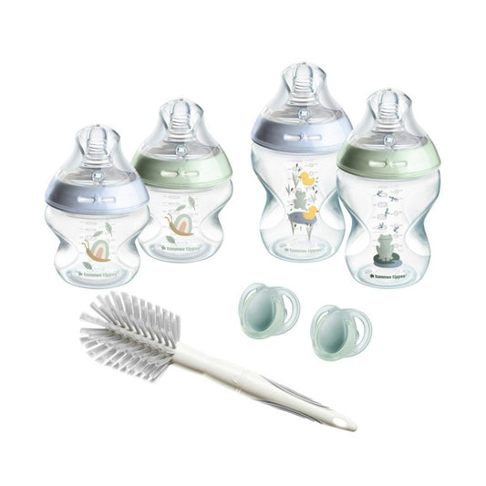 Tommee Tippee Natural Start Newborn Starter Set, Self-Sterilising